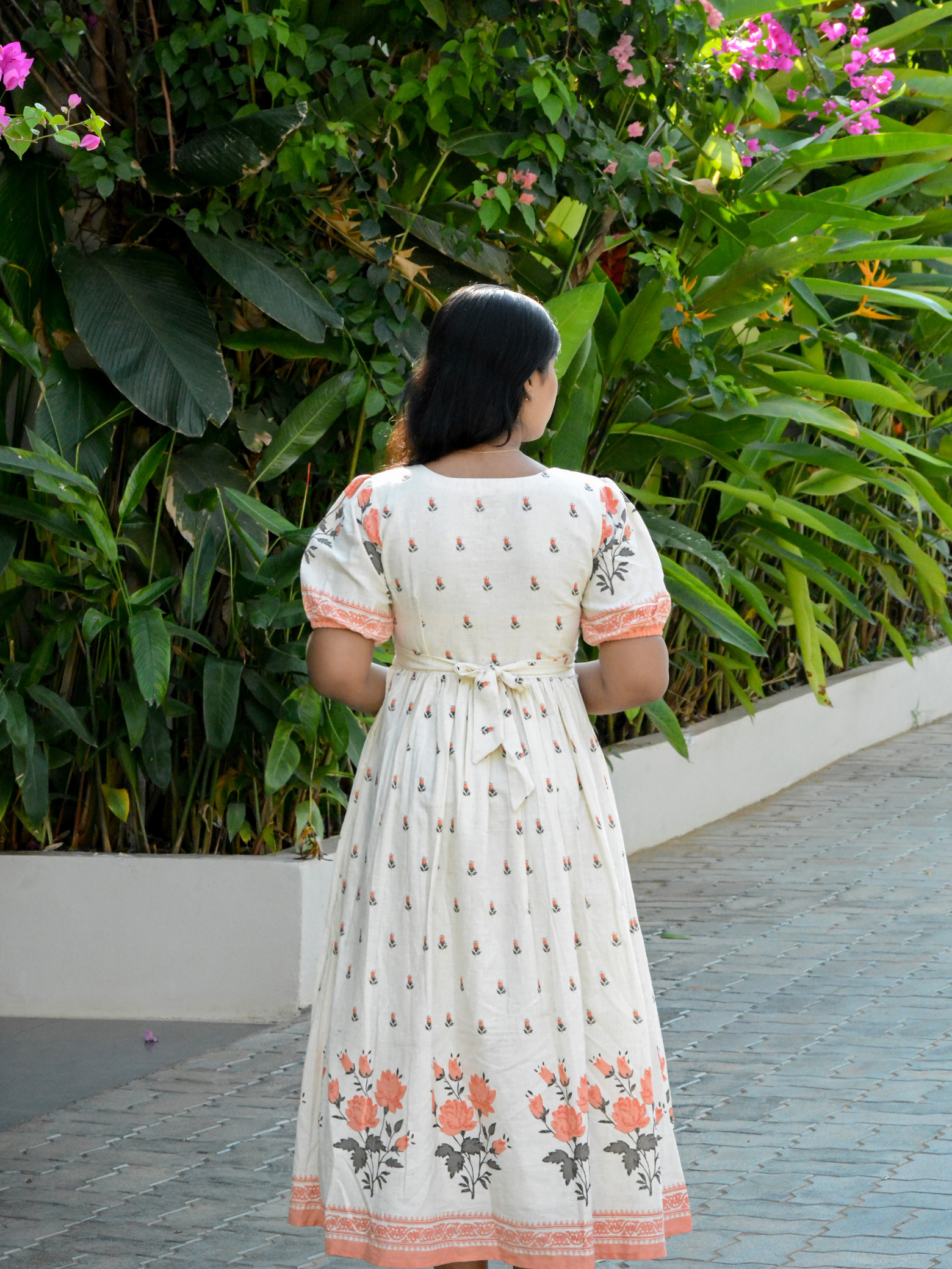 Half White Pure Cotton Fit & Flare Maxi Dress - Image 4