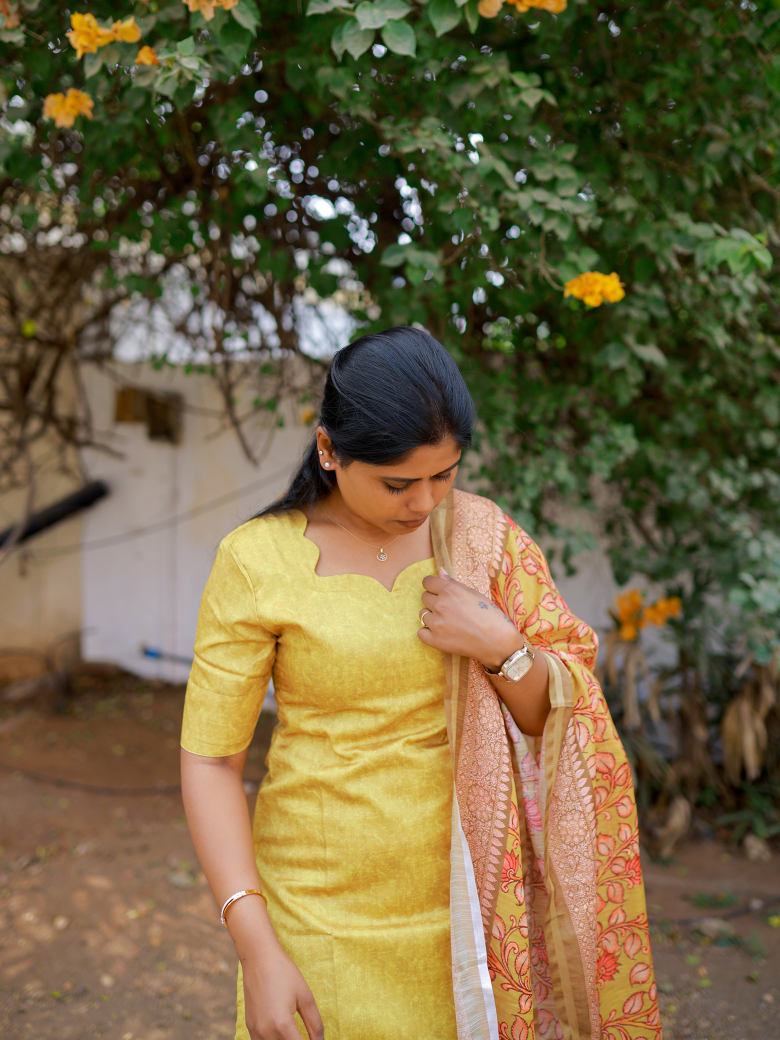 Yellow muslin Top & Dupatta Set - Image 3