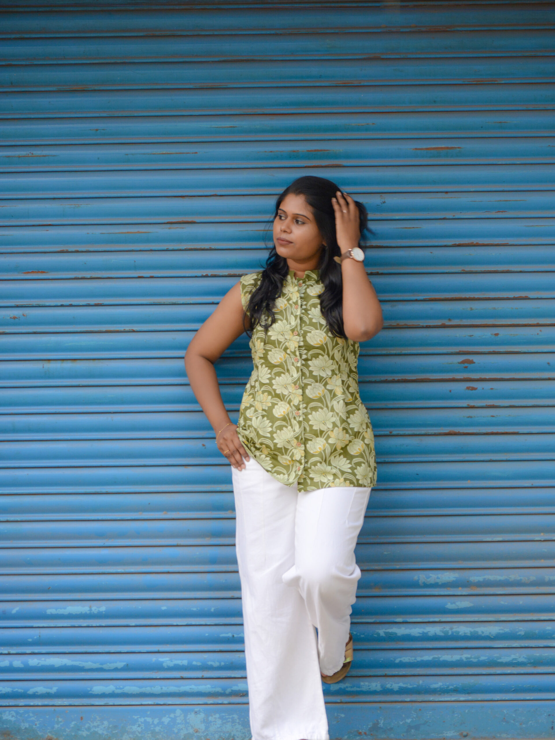 Light Green Cotton Button-Front Short Top - Image 5
